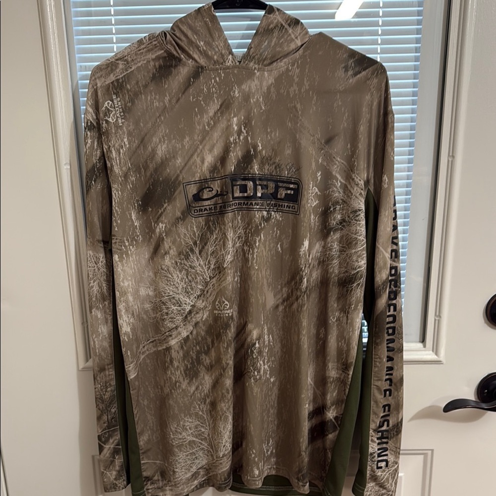 Drake Men's Performance Long Sleeve Hooded Shirt Size M